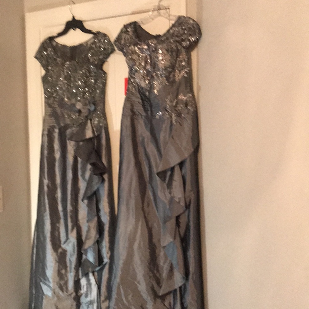 Formal Gown - Picture 2 of 6